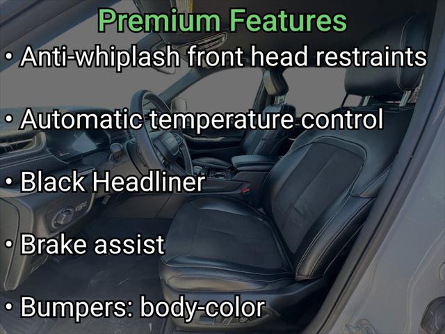 2023 Jeep Grand Cherokee L Altitude 4x4