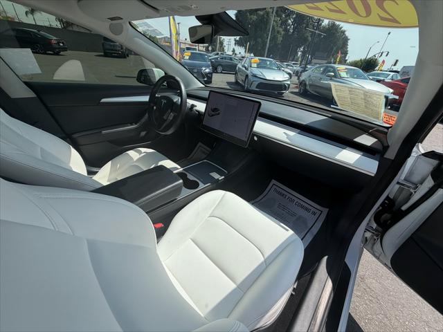 2022 Tesla Model 3 Performance Dual Motor All-Wheel Drive