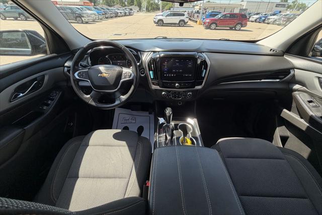 2020 Chevrolet Traverse AWD LT Cloth