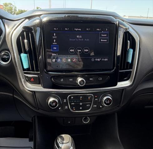 2020 Chevrolet Traverse AWD LT Cloth