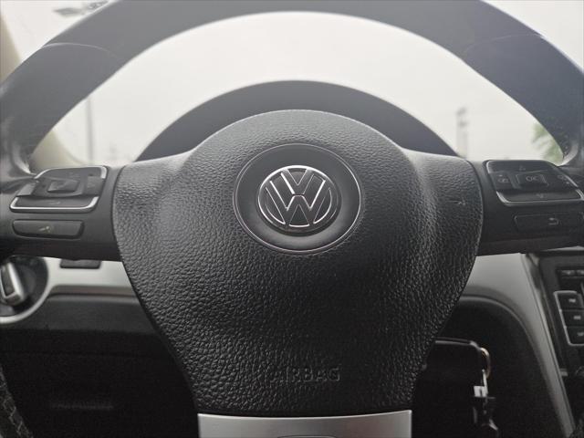 2012 Volkswagen Passat 2.5L SE