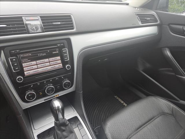 2012 Volkswagen Passat 2.5L SE