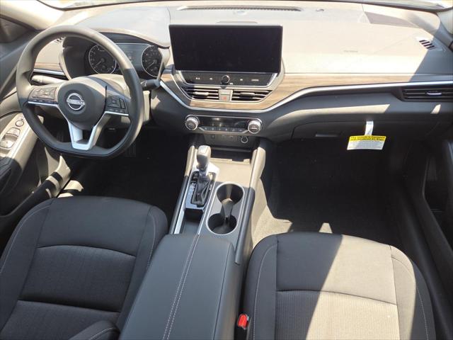 2026 Nissan Altima SV FWD