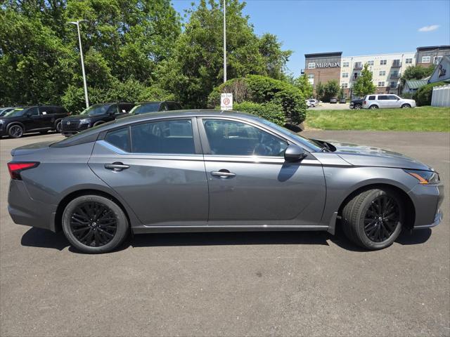 2026 Nissan Altima SV FWD