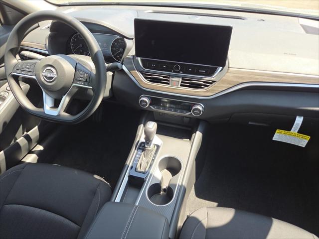 2026 Nissan Altima SV FWD