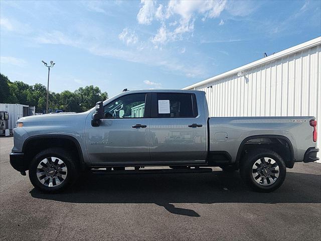 2024 Chevrolet Silverado 2500HD 4WD Crew Cab Standard Bed Custom