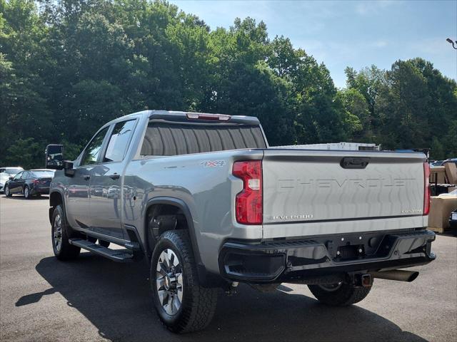 2024 Chevrolet Silverado 2500HD 4WD Crew Cab Standard Bed Custom
