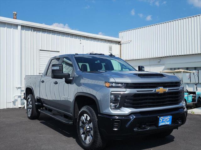 2024 Chevrolet Silverado 2500HD 4WD Crew Cab Standard Bed Custom