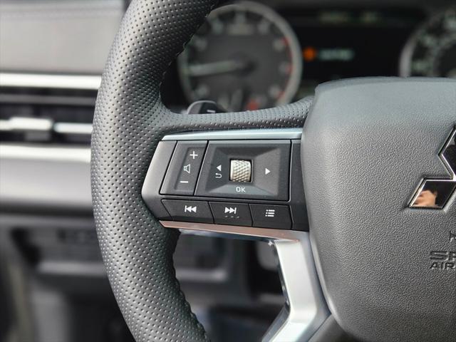 2026 Mitsubishi Outlander LE 1.5T S-AWC