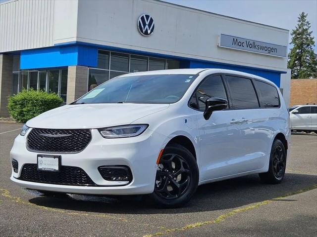 2024 Chrysler Pacifica Hybrid S Appearance Pkg for sale in McMinnville, OR