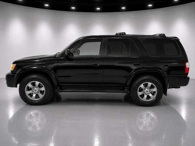 2000 Toyota 4Runner SR5 for sale in Naperville, IL