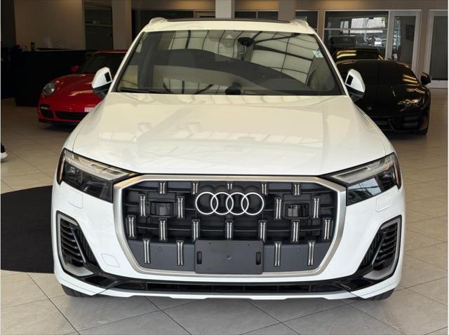 2025 Audi Q7 Premium Plus 55 TFSI quattro Tiptronic