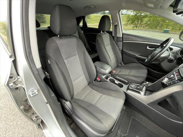 2016 Hyundai Elantra GT 5DR HB AUTO FWD 4D