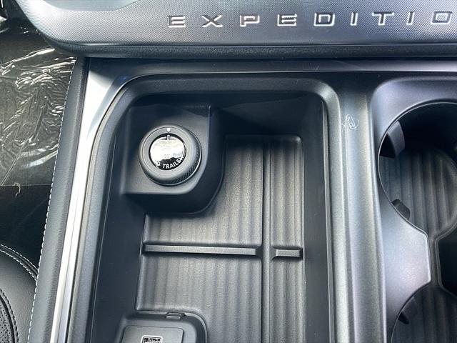 2026 Ford Expedition Max Platinum MAX