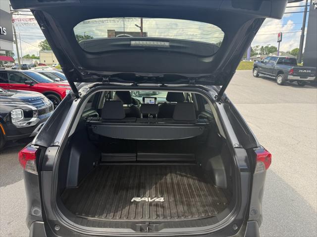 2023 Toyota RAV4 Hybrid XLE