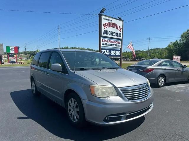 2014 Chrysler Town & Country Touring for sale in Sevierville, TN