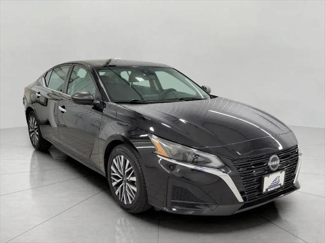 2025 Nissan Altima SV FWD for sale in Madison, WI