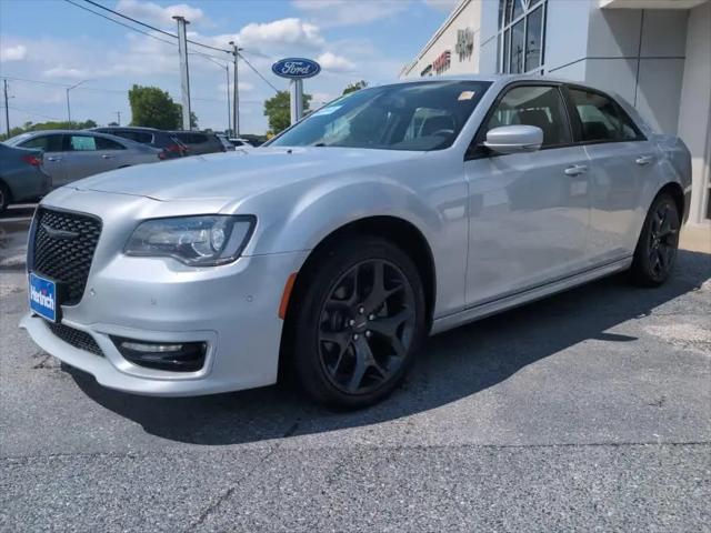 2023 Chrysler 300 Touring L for sale in Pocomoke City, MD
