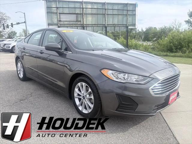 2020 Ford Fusion SE for sale in Marion, IA