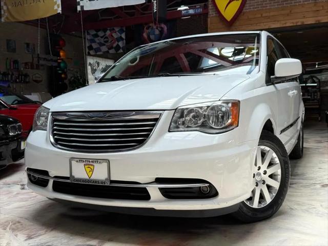 2014 Chrysler Town & Country Touring for sale in Summit, IL
