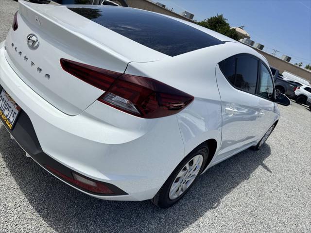 2020 Hyundai Elantra SE