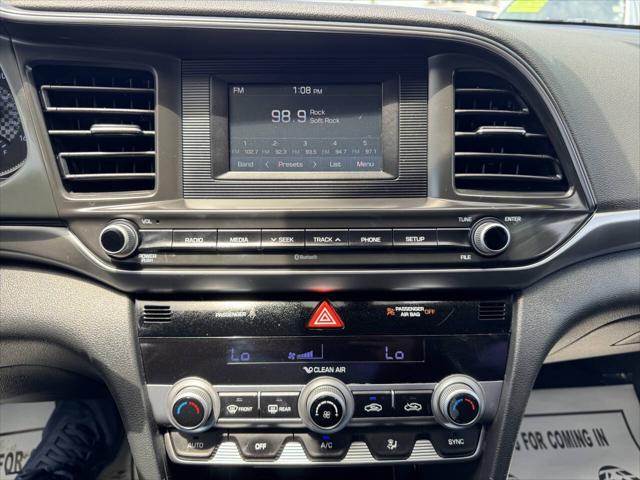 2020 Hyundai Elantra SE