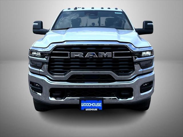 2026 RAM Ram 3500 RAM 3500 TRADESMAN CREW CAB 4X4 8 BOX
