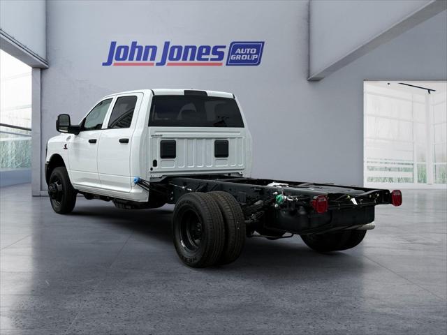 2026 RAM Ram 3500 Chassis Cab RAM 3500 TRADESMAN CREW CAB CHASSIS 4X4 60 CA