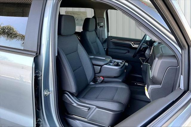 2026 Chevrolet Silverado 1500 4WD Crew Cab Standard Bed LT