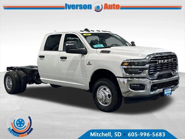 2026 RAM 3500 Chassis RAM 3500 TRADESMAN CREW CAB CHASSIS 4X4 60 CA