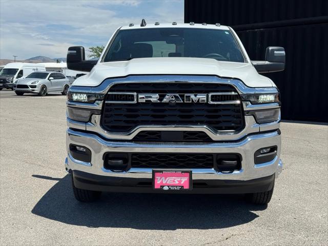 2026 RAM Ram 3500 Chassis Cab RAM 3500 TRADESMAN CREW CAB CHASSIS 4X4 60 CA 2026 RAM Ram 3500 Chassis Cab RAM 3500 TRADESMAN CREW CAB CHASSIS 4X4 60 CA
