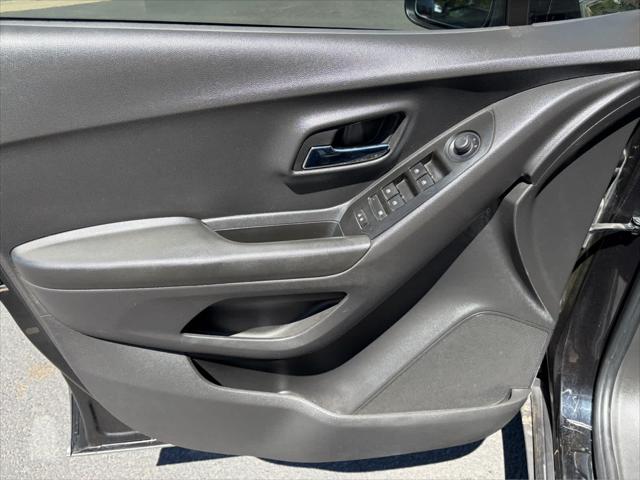 2022 Chevrolet Trax FWD LS