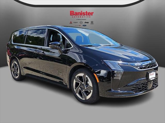 2027 Chrysler Pacifica PACIFICA LIMITED