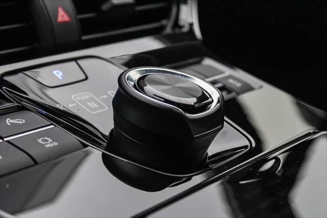 2024 Subaru Solterra Premium