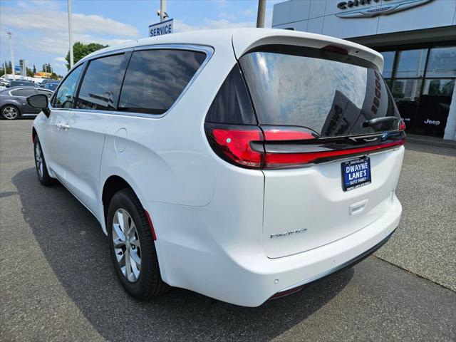 2027 Chrysler Pacifica PACIFICA SELECT AWD 2027 Chrysler Pacifica PACIFICA SELECT AWD