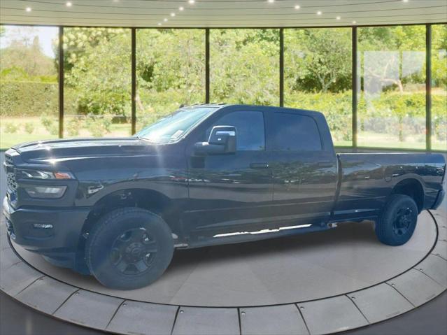 2026 Ram 3500 Tradesman Crew Cab 4x4 8 Box