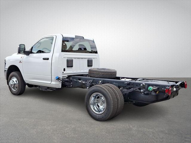 2026 RAM Ram 3500 Chassis Cab RAM 3500 TRADESMAN CHASSIS REGULAR CAB 4X4 60 CA