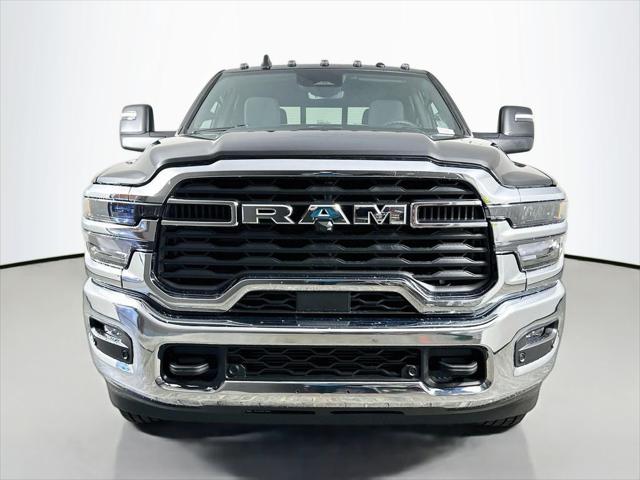 2026 RAM 2500 RAM 2500 TRADESMAN CREW CAB 4X4 64 BOX