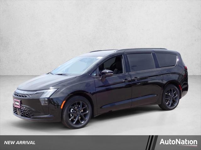 2027 Chrysler Pacifica Limited for sale in Centennial, CO