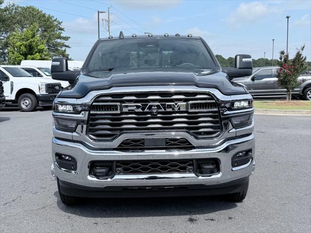 2026 RAM Ram 3500 RAM 3500 TRADESMAN CREW CAB 4X4 8 BOX