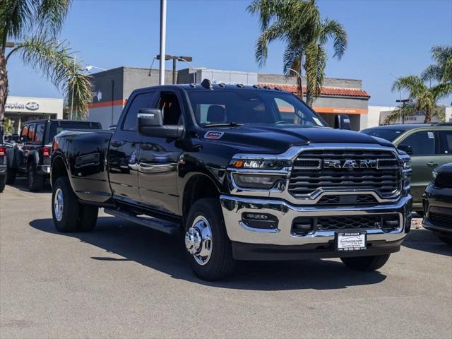 2026 RAM Ram 3500 RAM 3500 TRADESMAN CREW CAB 4X4 8 BOX