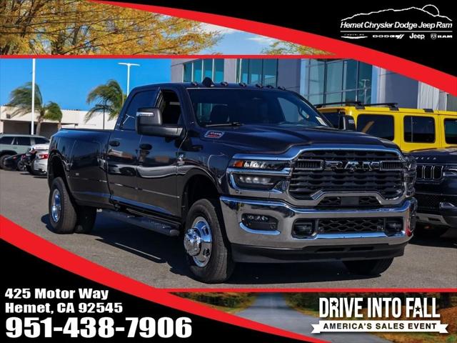 2026 RAM Ram 3500 RAM 3500 TRADESMAN CREW CAB 4X4 8 BOX