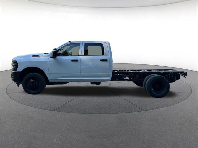 2026 RAM 3500 Chassis RAM 3500 TRADESMAN CREW CAB CHASSIS 4X4 60 CA