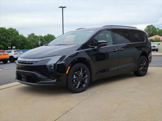 2027 Chrysler Pacifica PACIFICA LIMITED