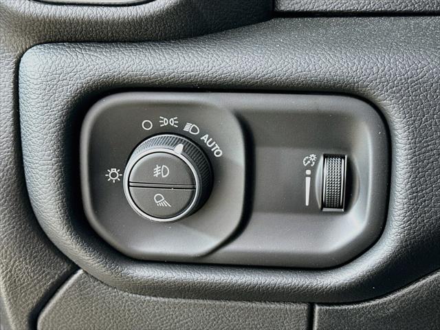 2026 Ram 2500 Big Horn Crew Cab 4x4 64 Box