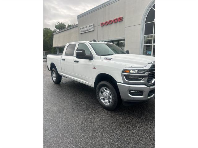 2026 Ram 2500 Tradesman Crew Cab 4x4 64 Box
