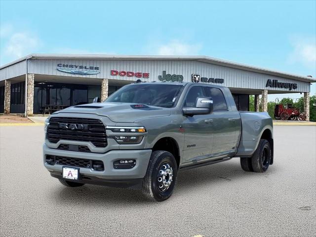 2026 RAM Ram 3500 RAM 3500 LARAMIE MEGA CAB 4X4 64 BOX