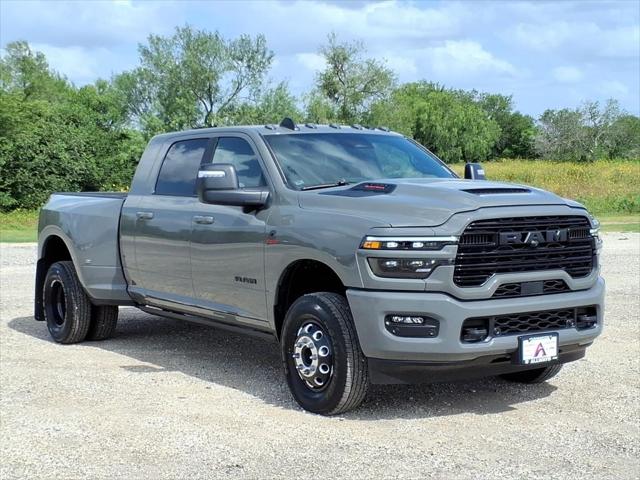 2026 RAM Ram 3500 RAM 3500 LARAMIE MEGA CAB 4X4 64 BOX