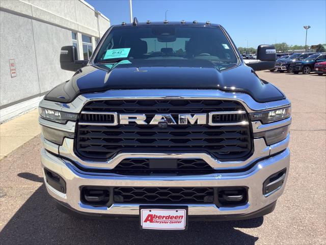 2026 RAM 3500 RAM 3500 BIG HORN CREW CAB 4X4 8 BOX