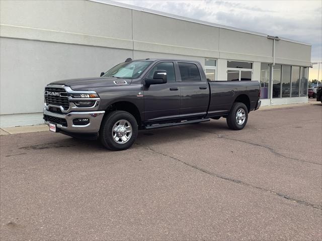 2026 RAM Ram 3500 RAM 3500 TRADESMAN CREW CAB 4X4 8 BOX